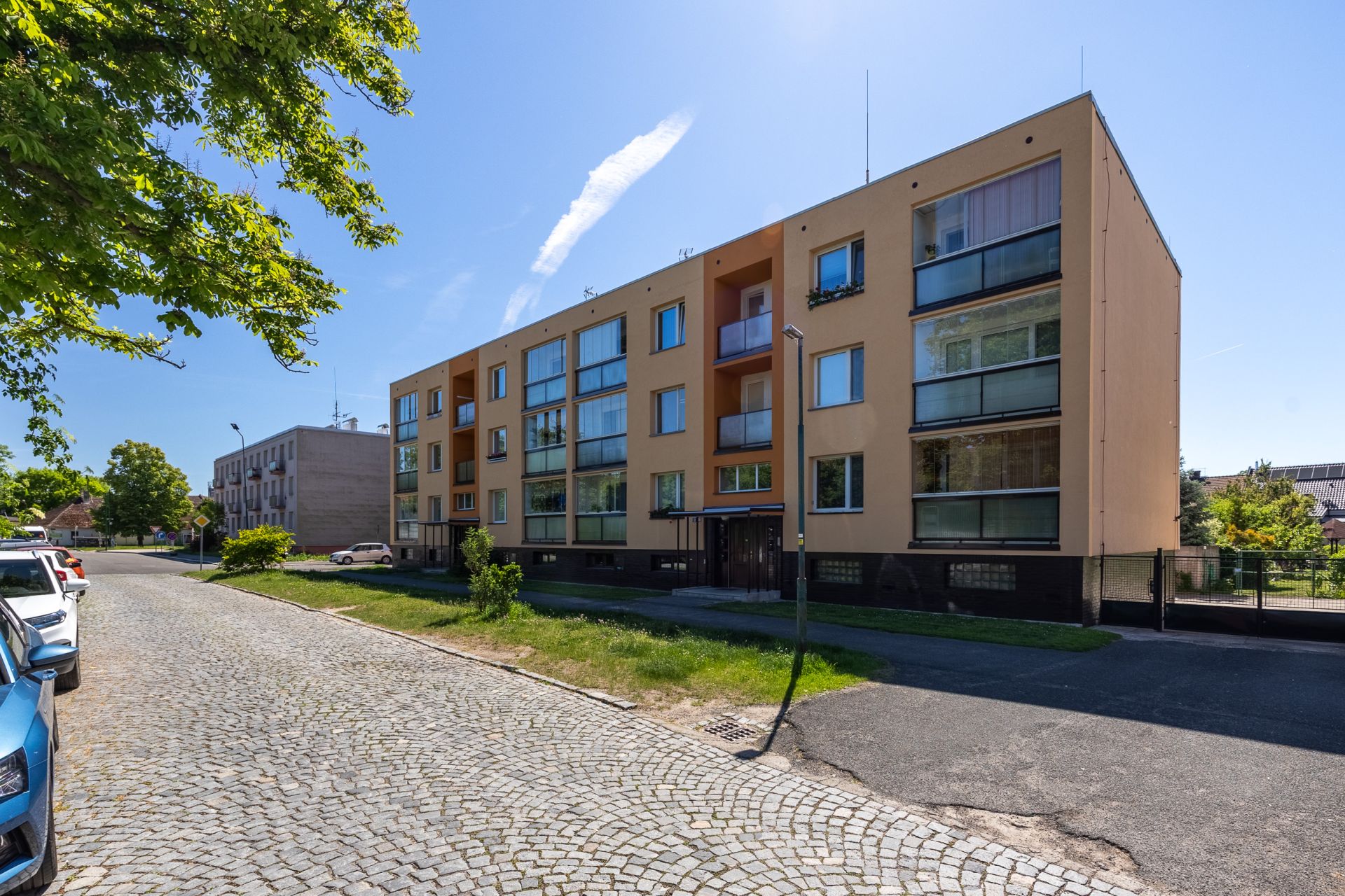 Pronájem bytu 3+1 s balkonem, Velké Valy, Nymburk