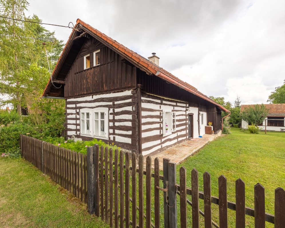 Prodej roubené chalupy 110 m2, Labouň